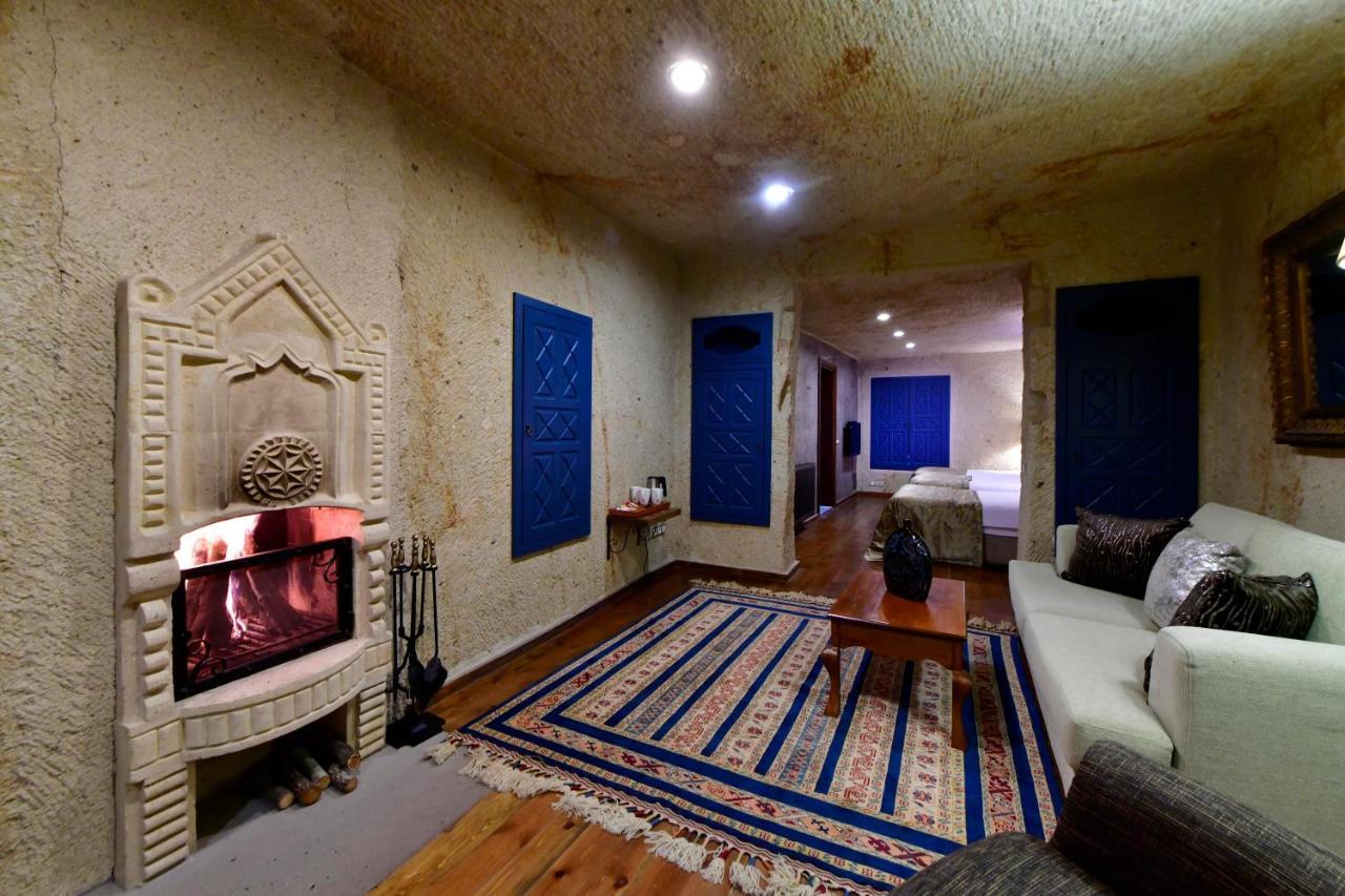 Superior Cave Triple Suite
