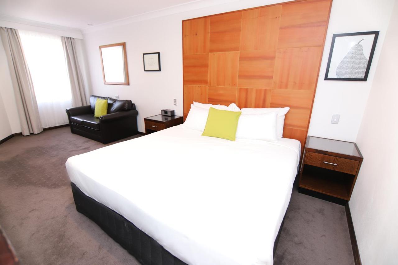 King Suite with Spa Bath - Loft