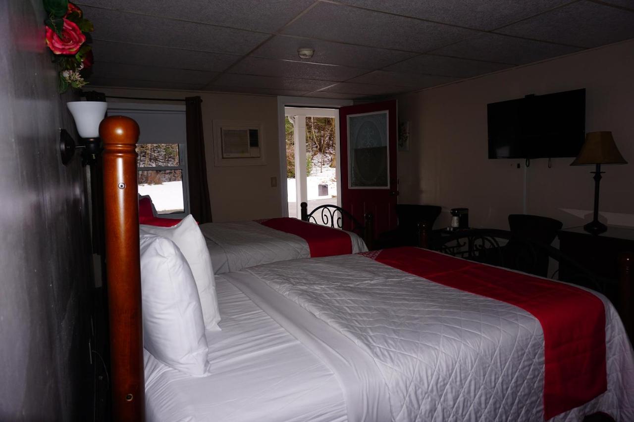 Double Room with Two Double Beds