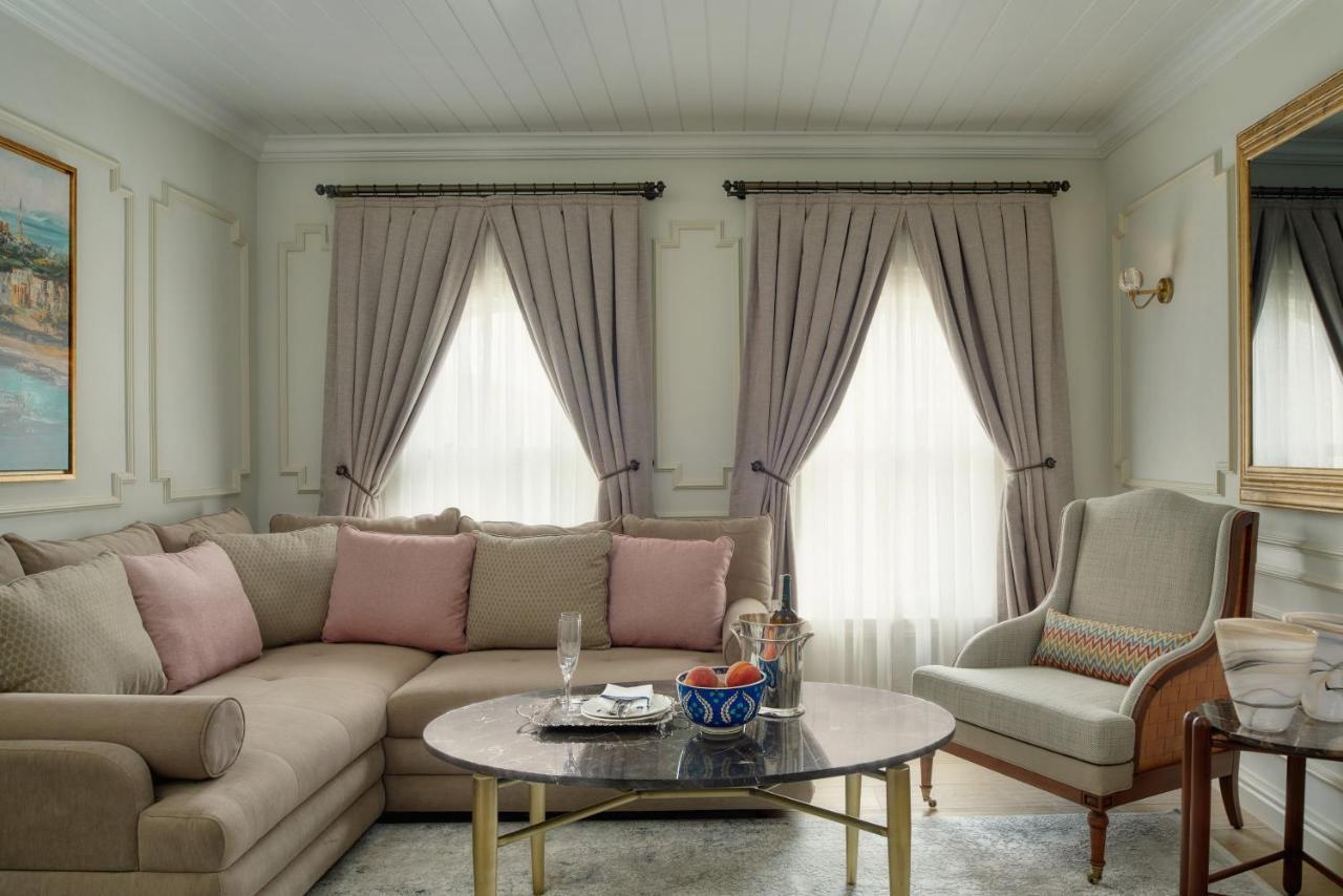 One Bedroom Deluxe Bosphorus Suite