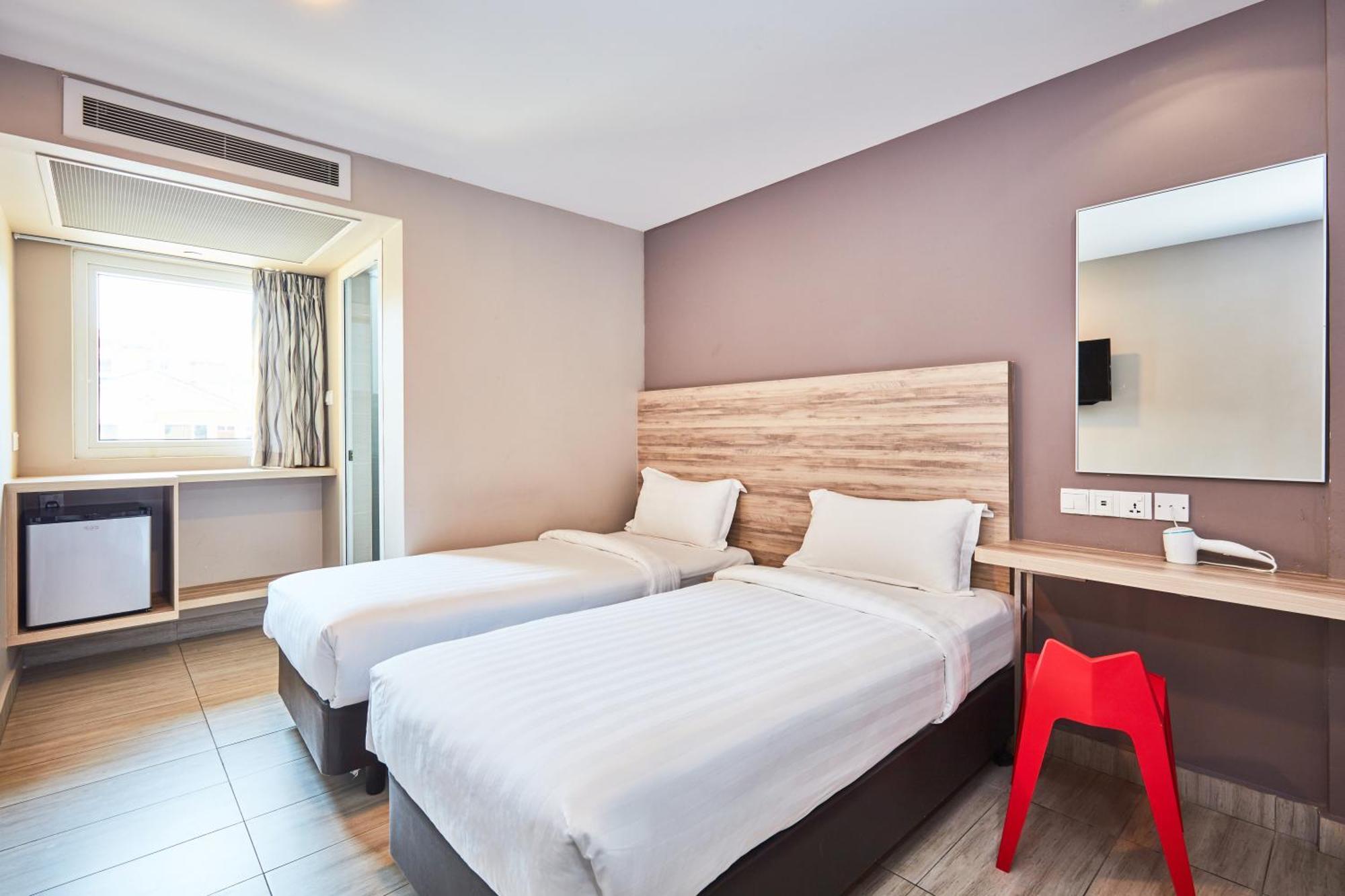 Quarto Deluxe com 2 Camas de Solteiro