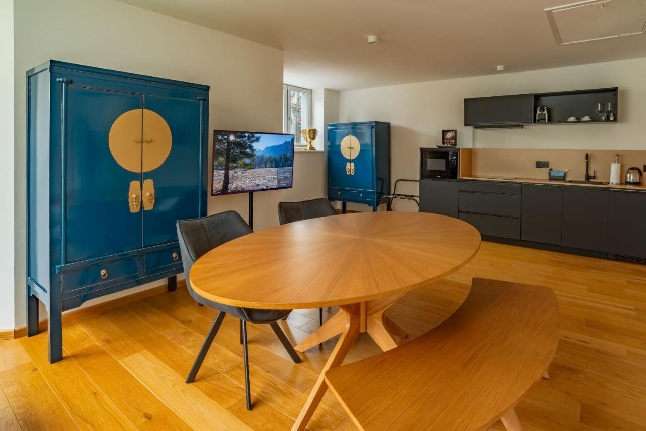 Superior Apartment