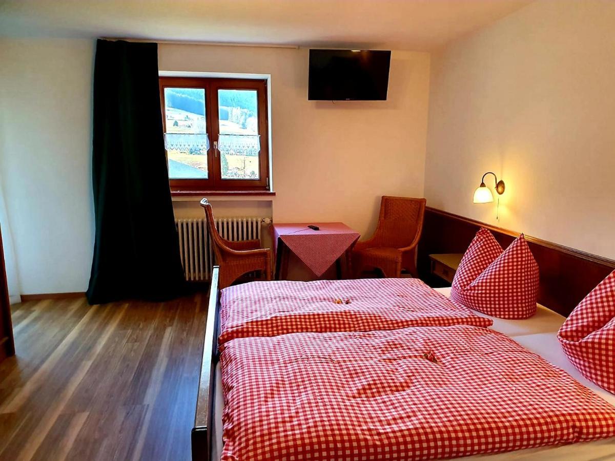 Doppelzimmer mit Balkon