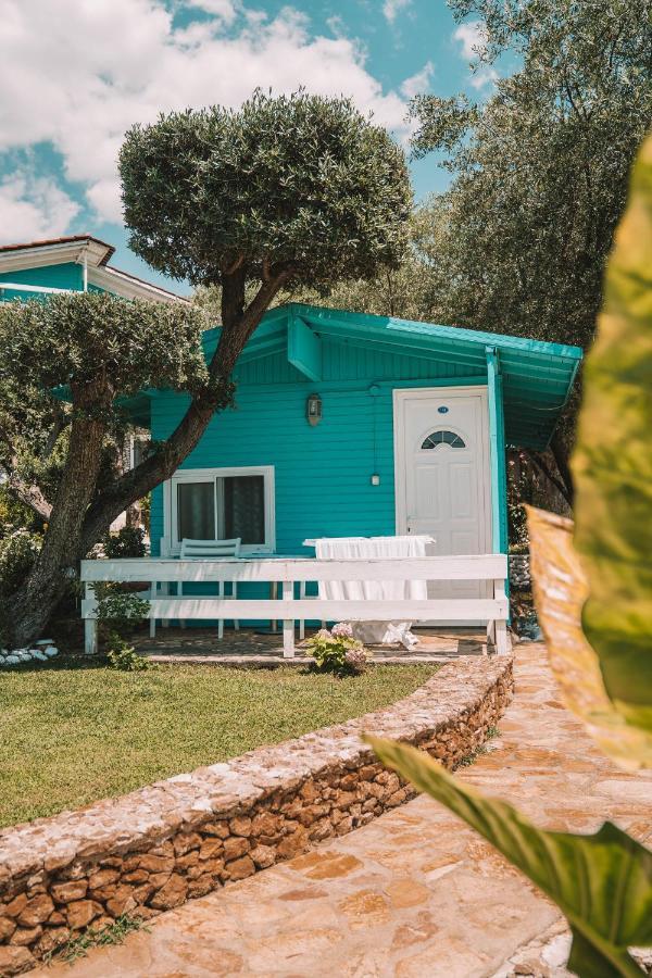 Deluxe Bungalow with Garden View