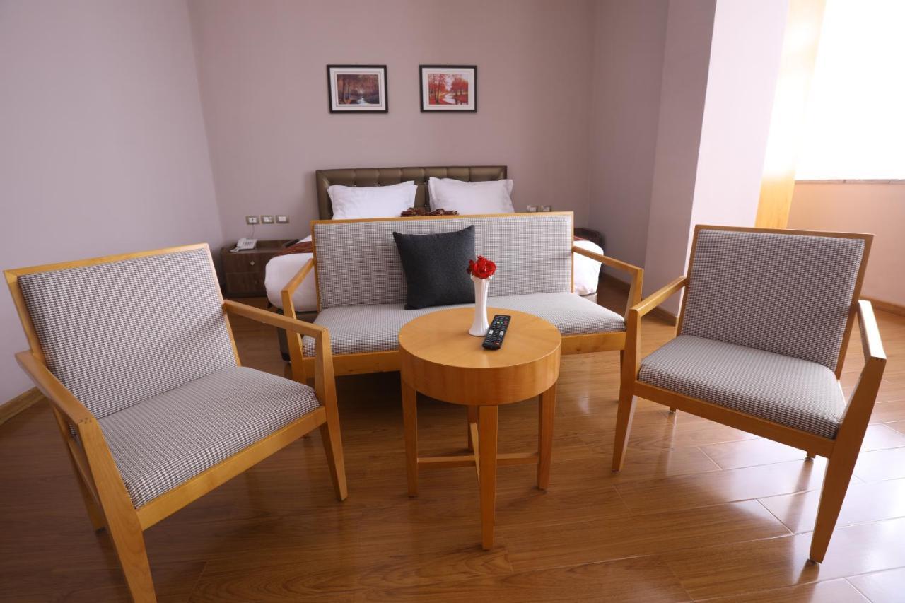 Deluxe Room,974468536:JPEG