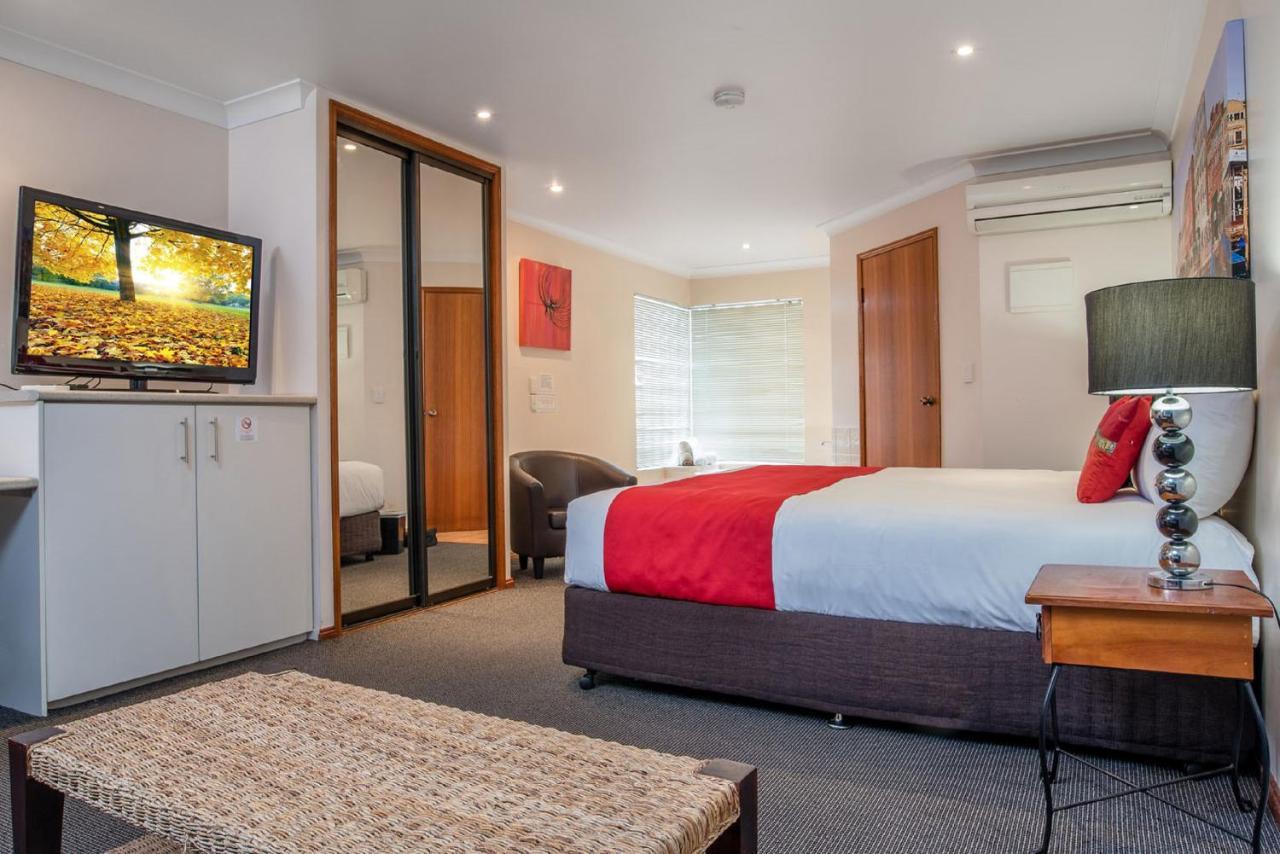 Executive Spa Suite