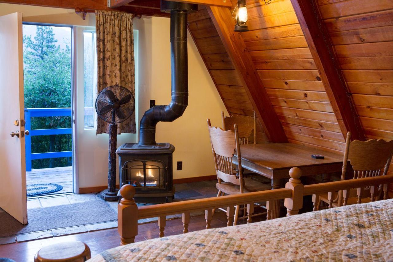 King Room with Mountain View