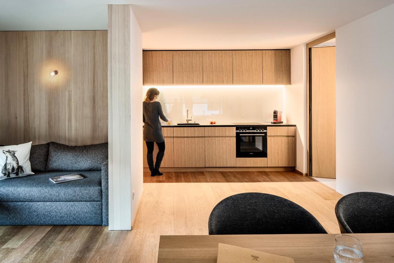 Apartment mit Balkon