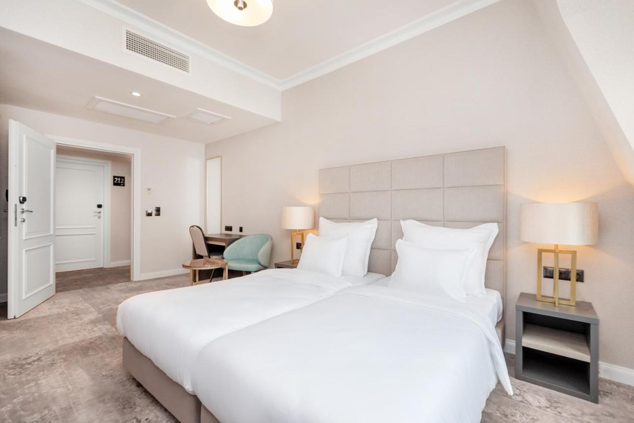 Premium Double Room,745517548:JPEG