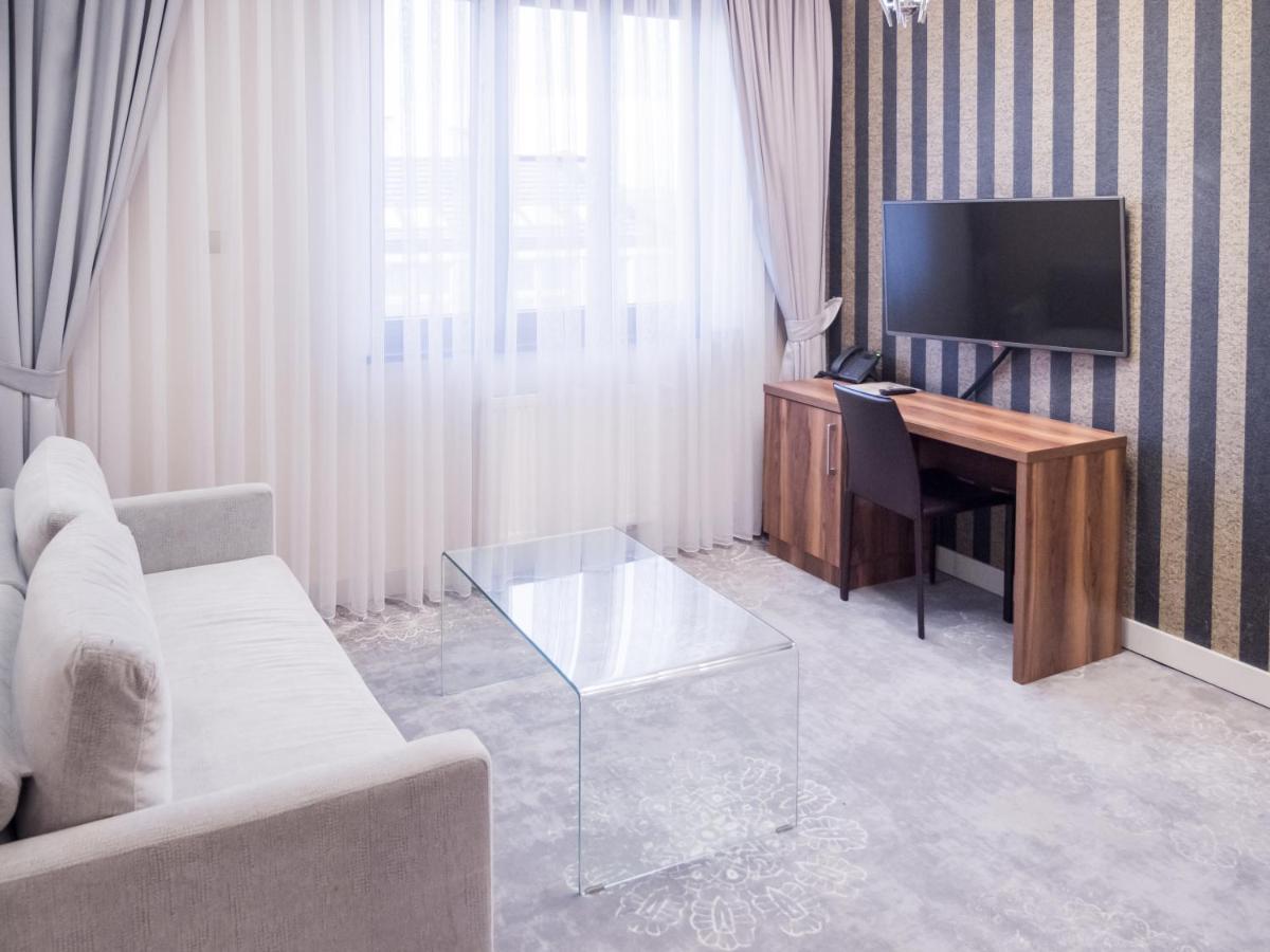 Superior Apartment