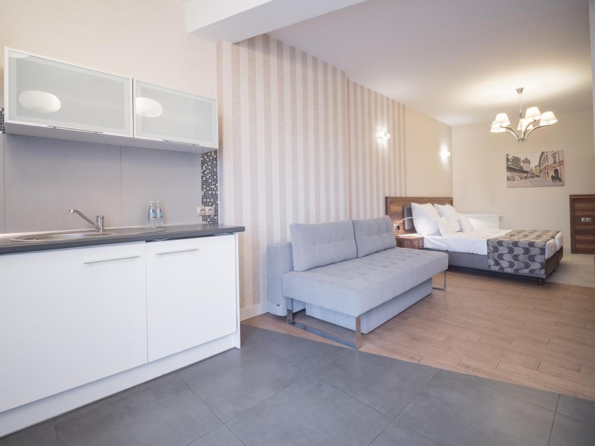 Studio Apartment