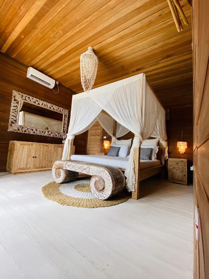 Queen Room with Sea View