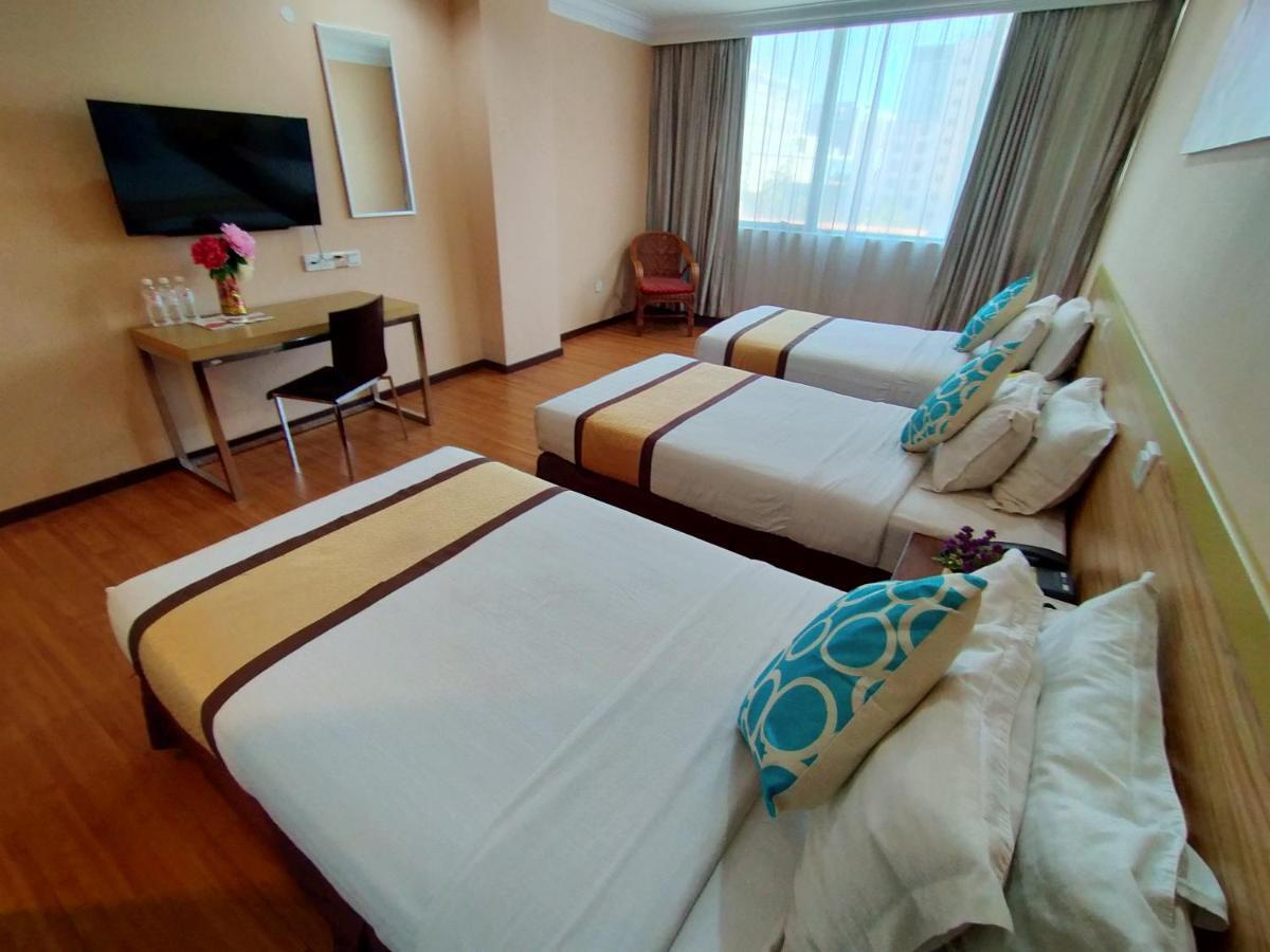 Deluxe Triple Room