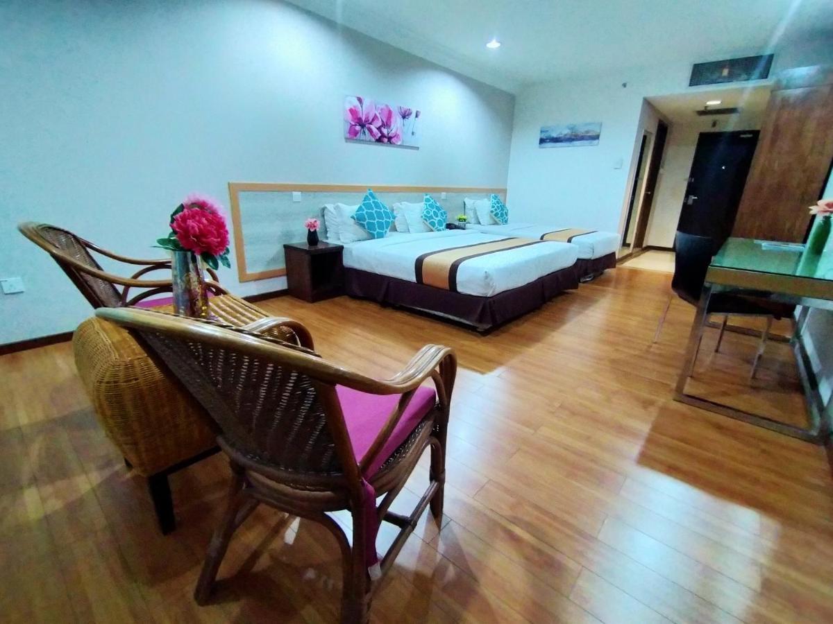 Superior Family Room