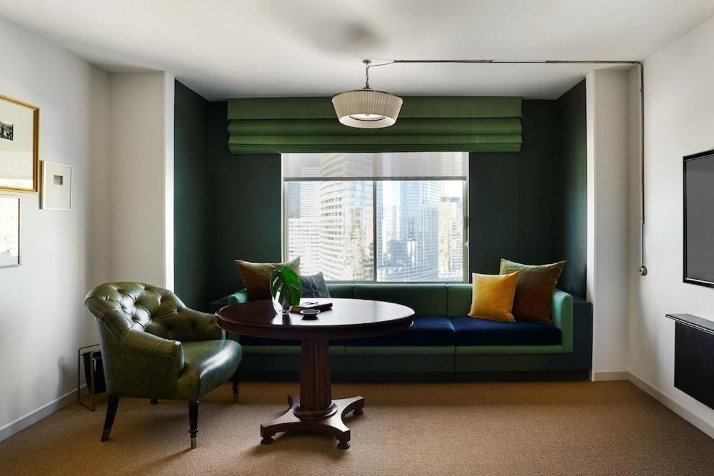 Suite Lit Queen-Size Park MGM Nightingale + Hébergement Queen-Size Park MGM