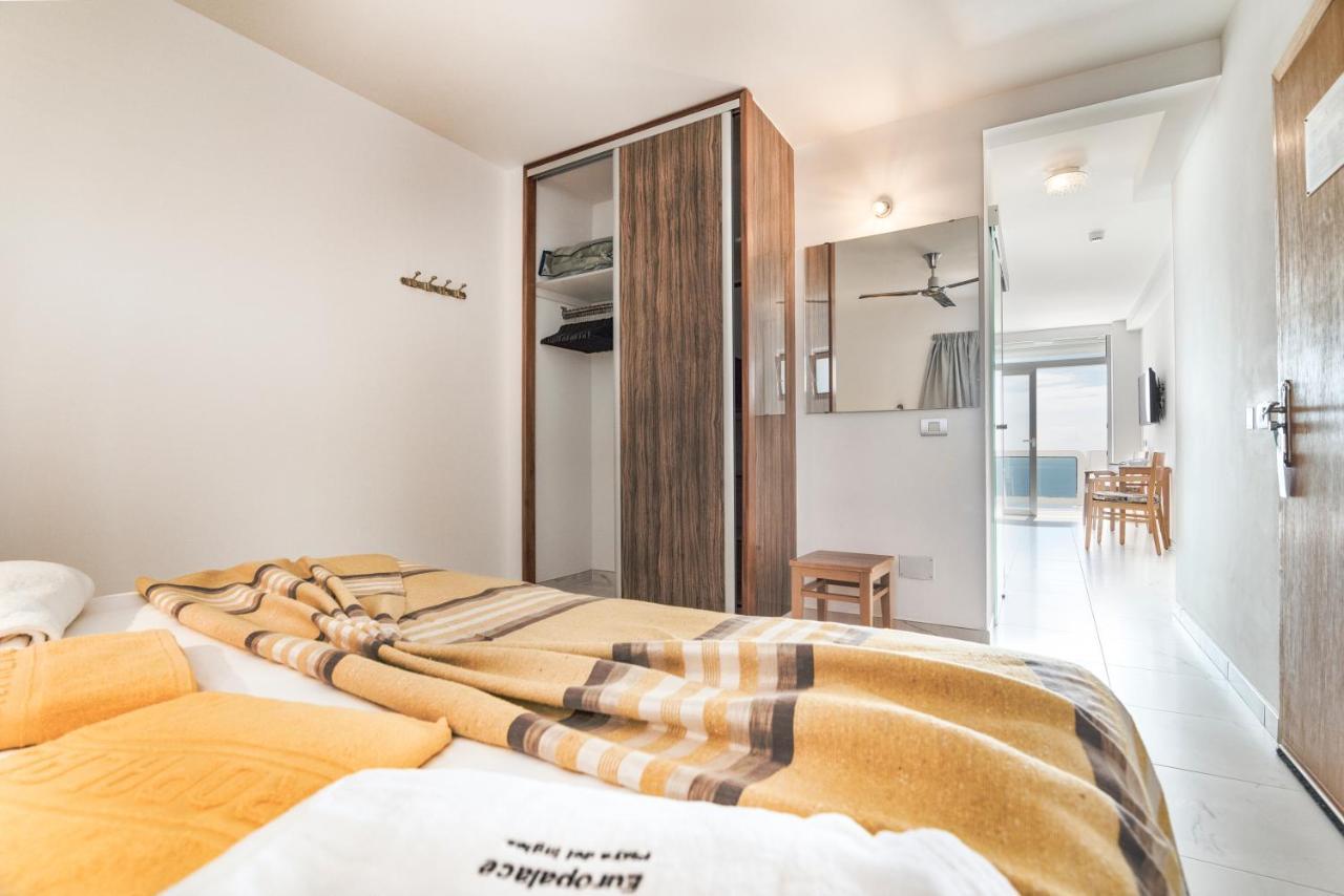 Single Room with Balcony