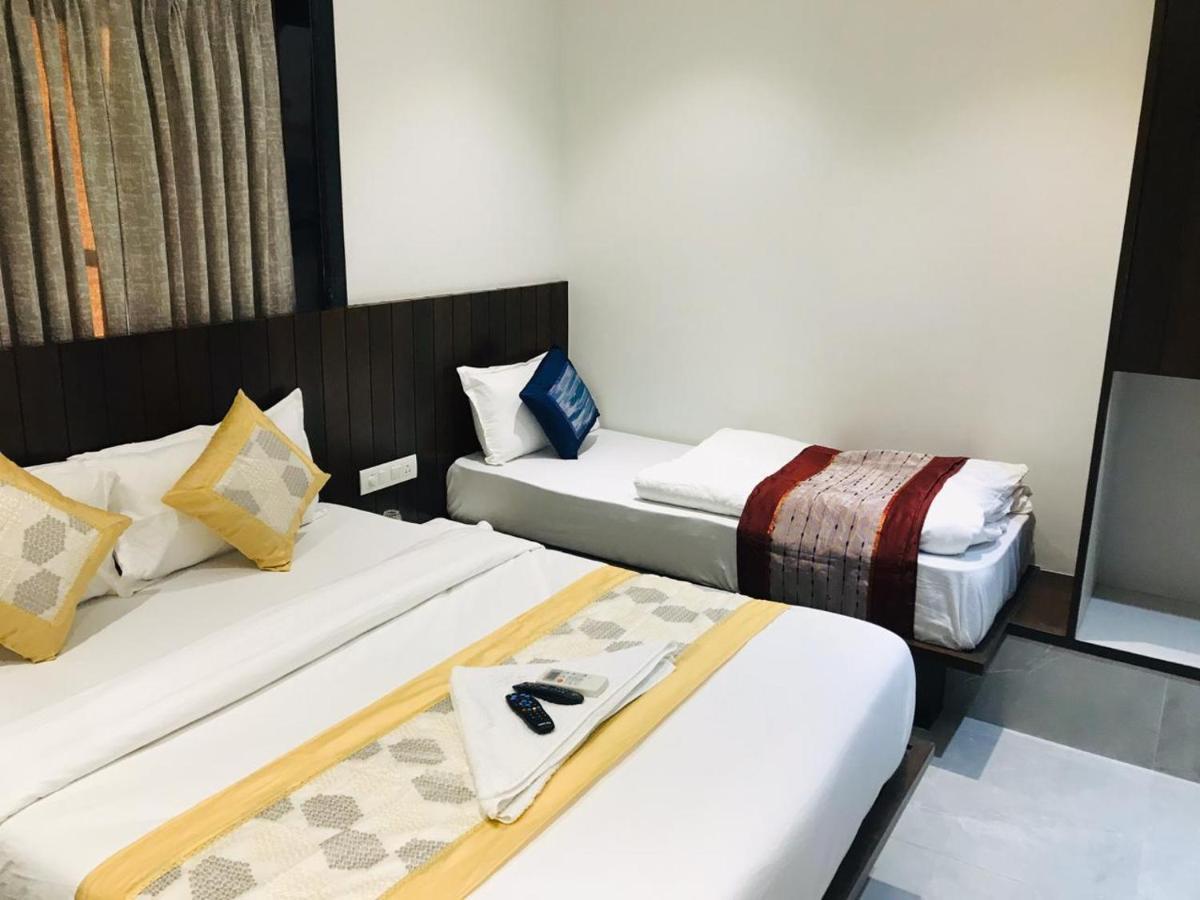 Deluxe Üç Kişilik Oda