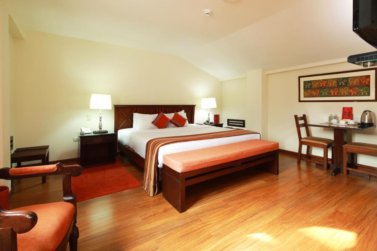 Junior Suite,976942615:JPEG