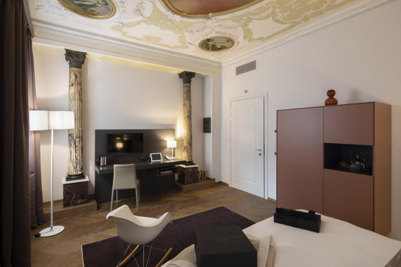 Deluxe Room with Canal View