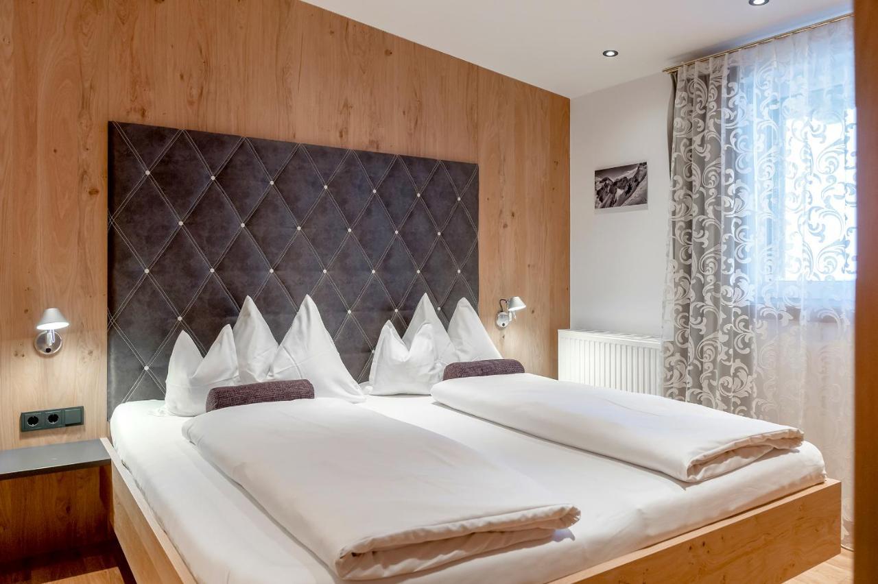 Junior Suite with Mountain View