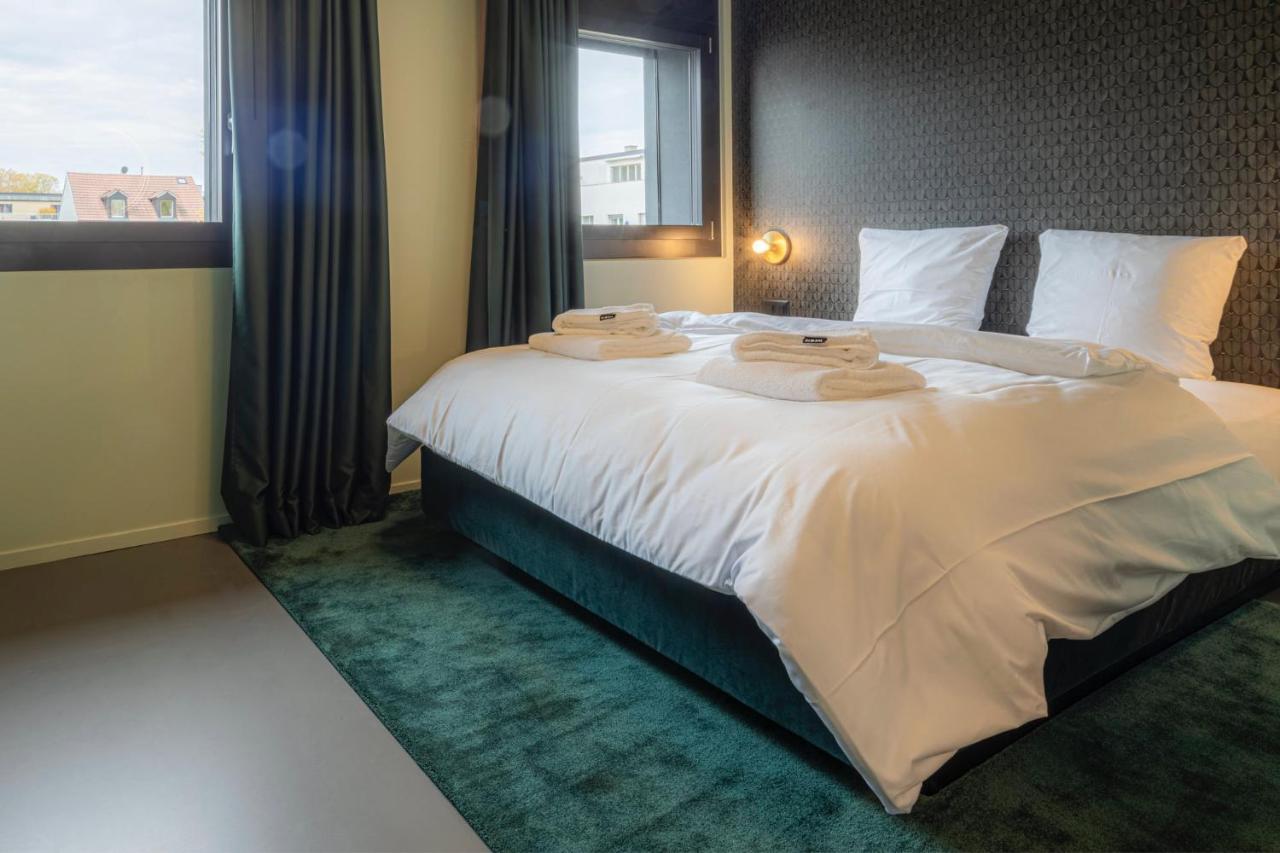 Doppelzimmer mit Balkon