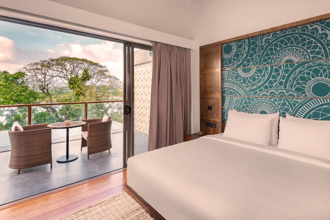 Kandyan Suite