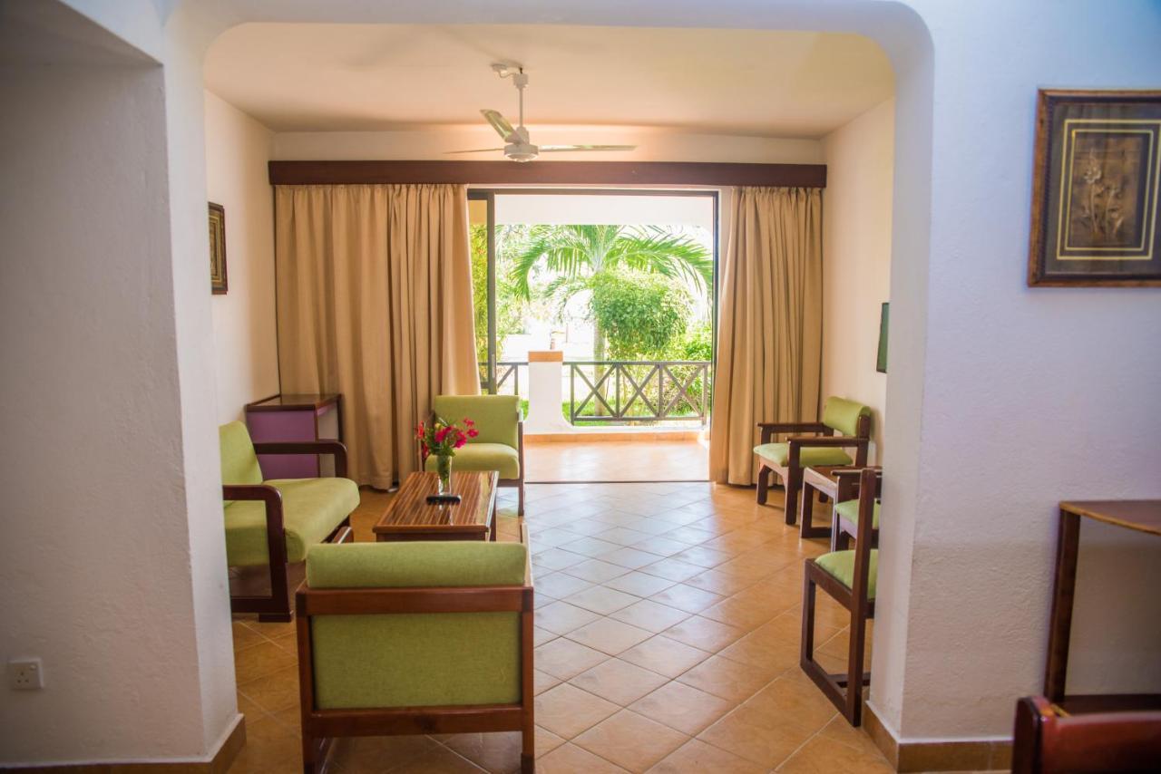 Deluxe Two-Bedroom Apartment