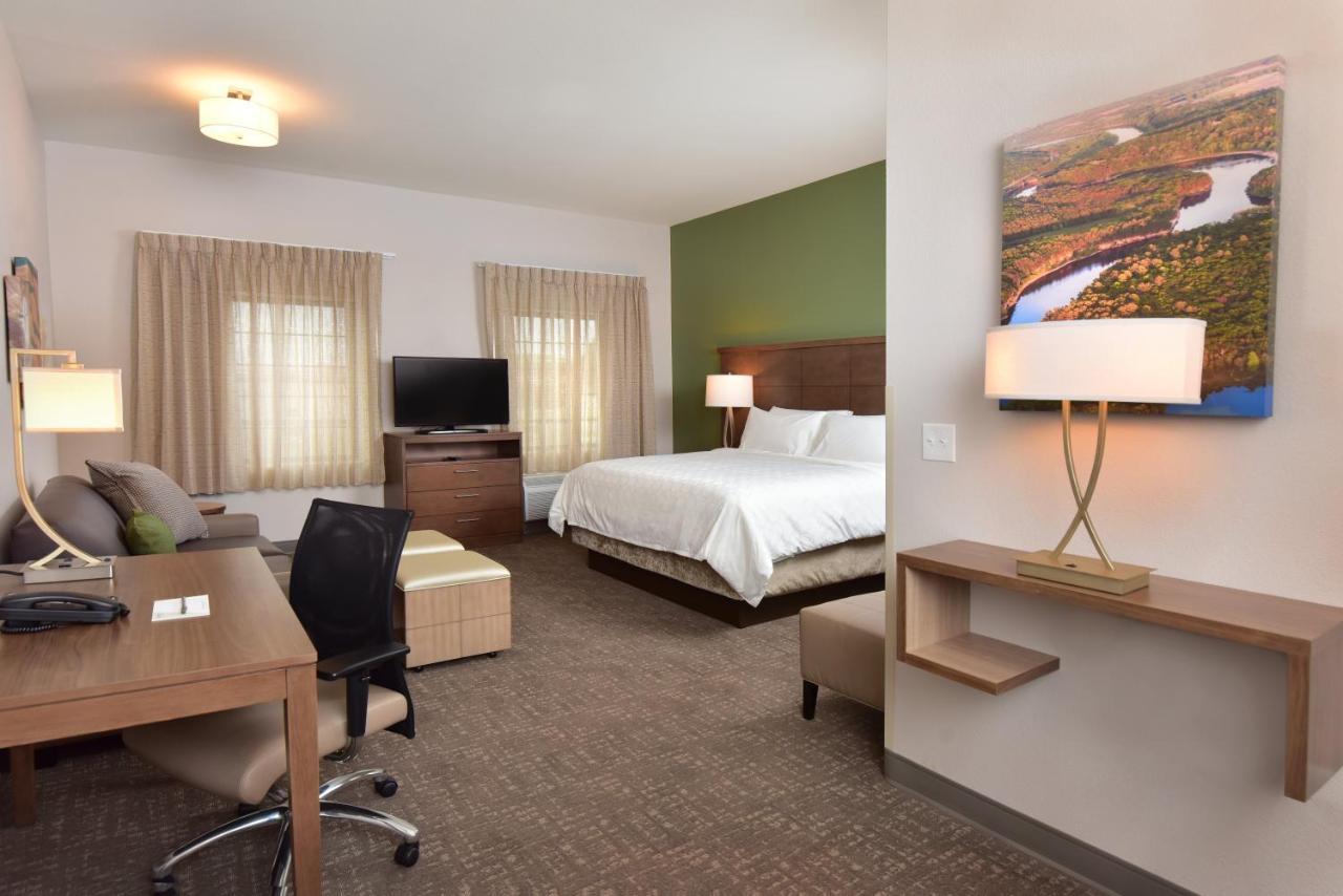 King Studio Suite