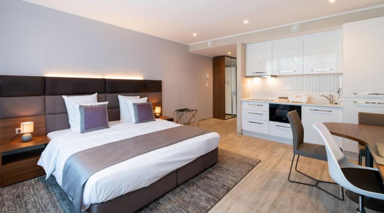Business Studio met Kingsize Bed