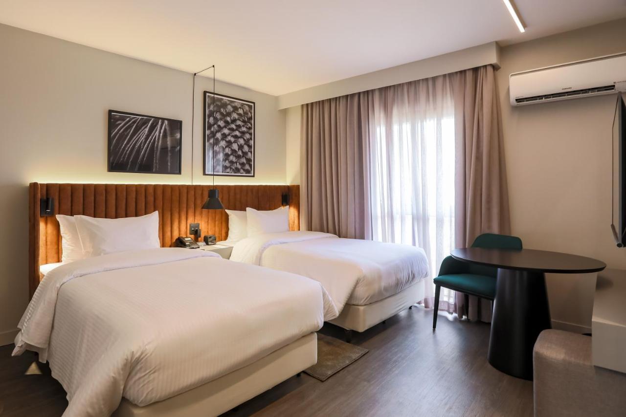 Deluxe Tweepersoonskamer met 2 Aparte Bedden