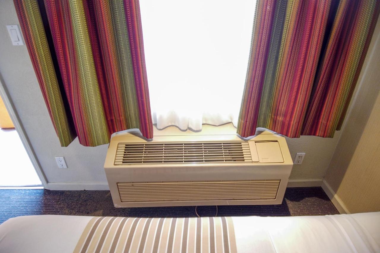 Quarto com Cama Queen-size