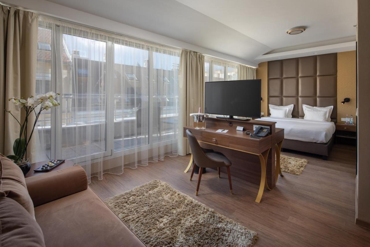 Junior Suite Balcony