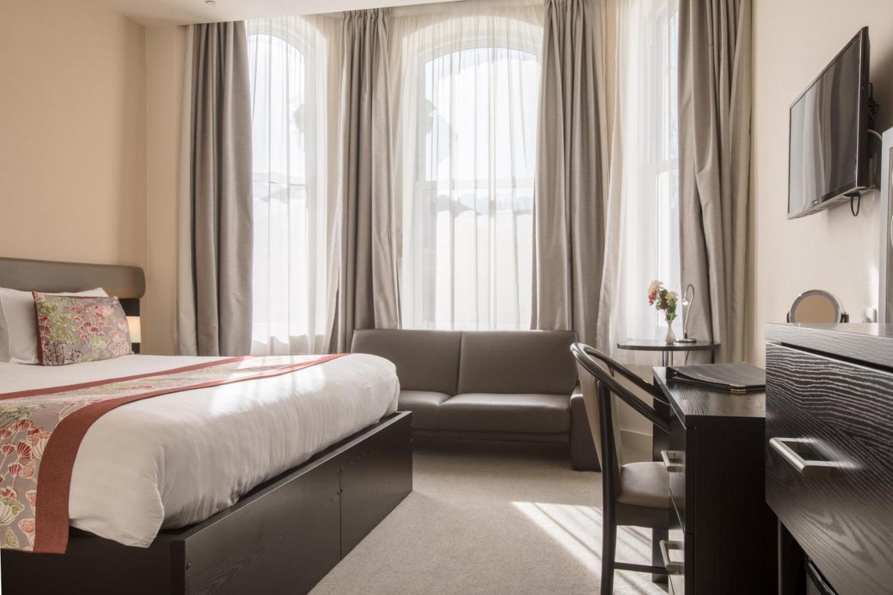 Executive Double Partial Sea View