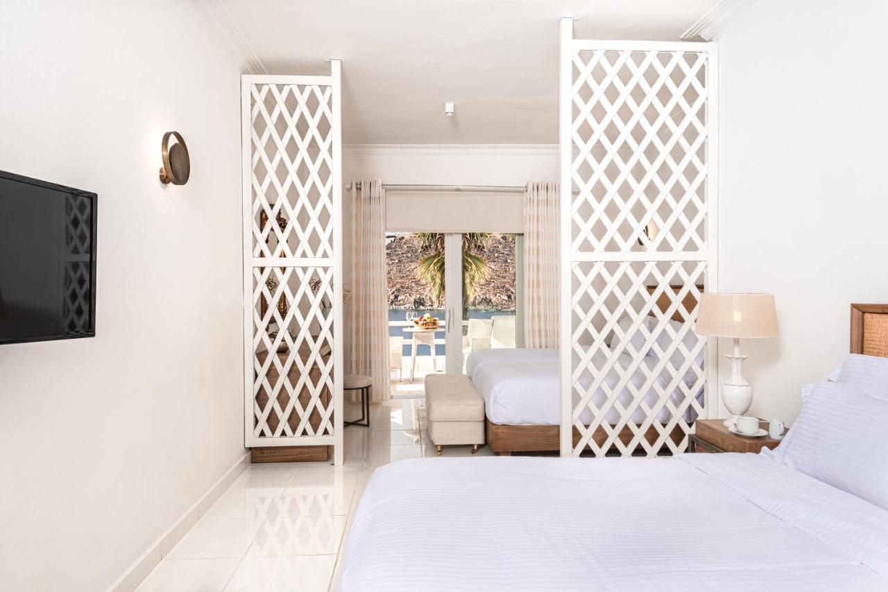 Simple Life Suite Sea View Outdoor Jacuzzi