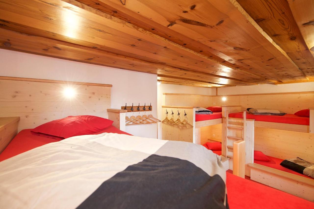 Gemengde Slaapzaal met 6 Bedden