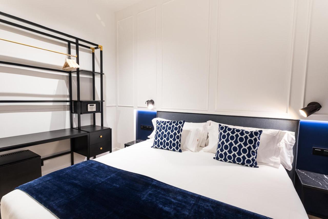 Double or Twin Room Terrace