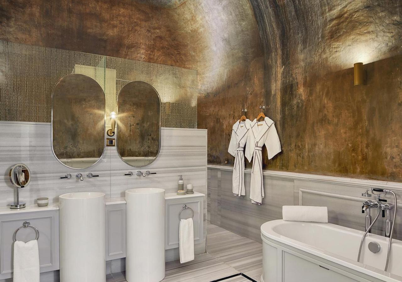 Heritage Vaulted Duplex Suite