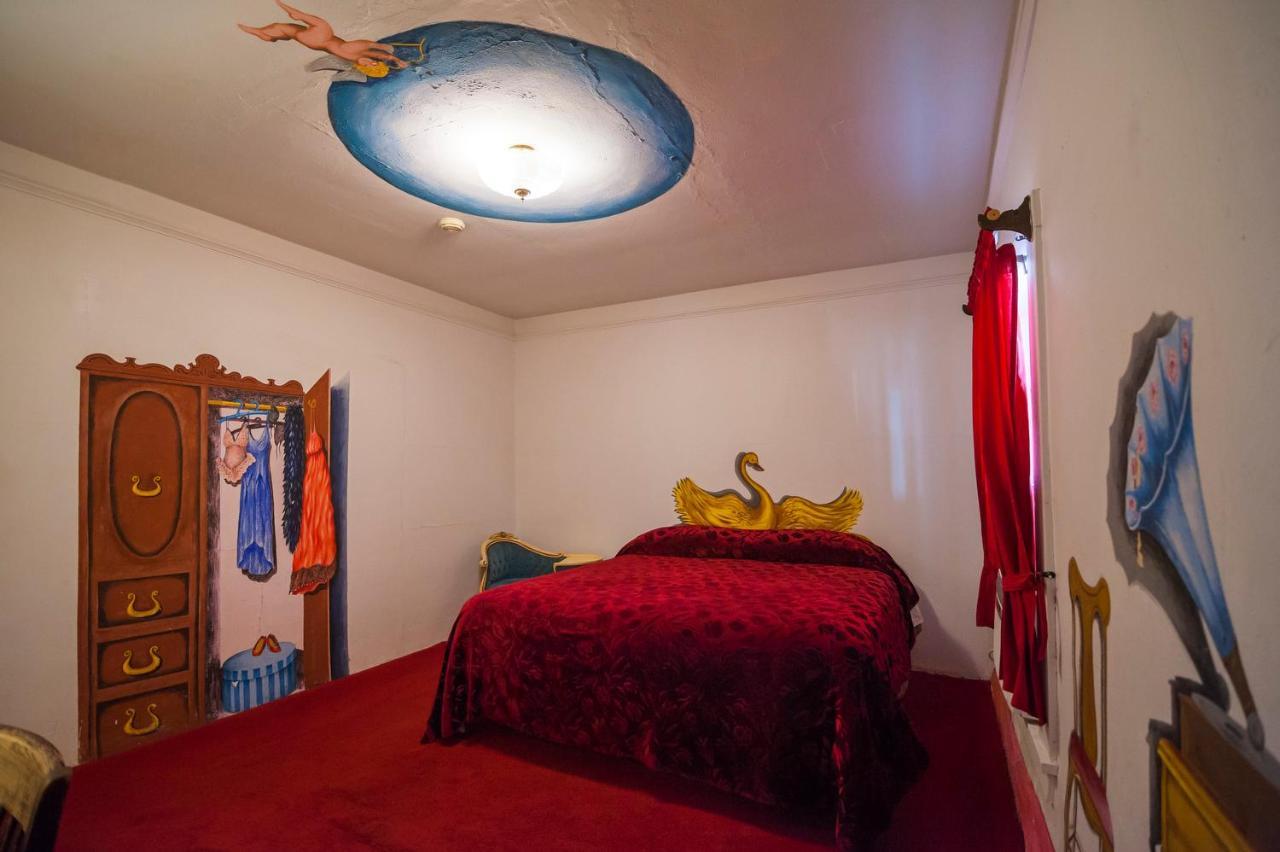 Deluxe King Room,990232885:JPEG