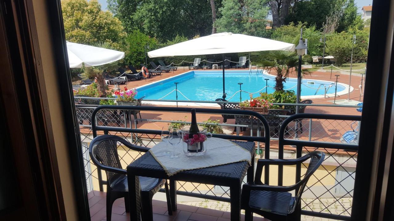 Triple Room with Pool View