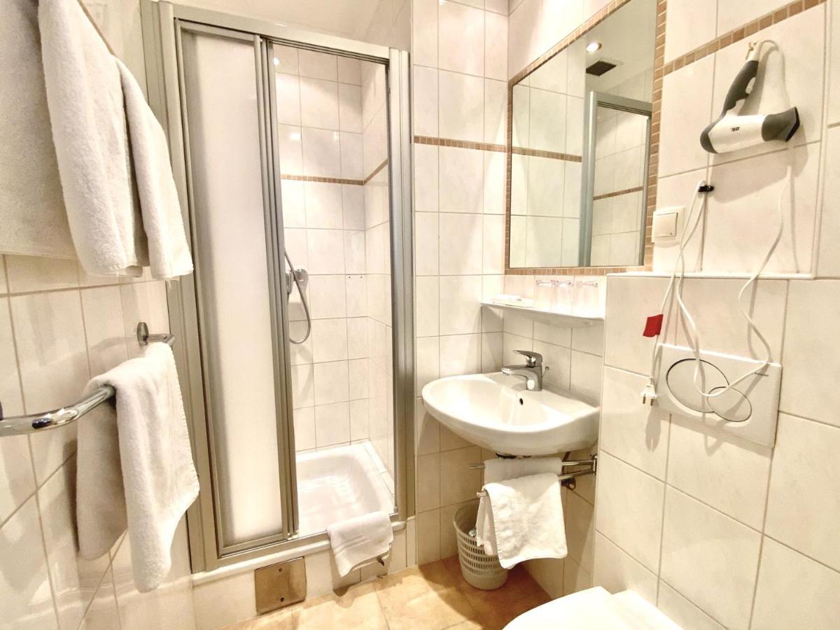 Quadruple Room,993299404:JPEG