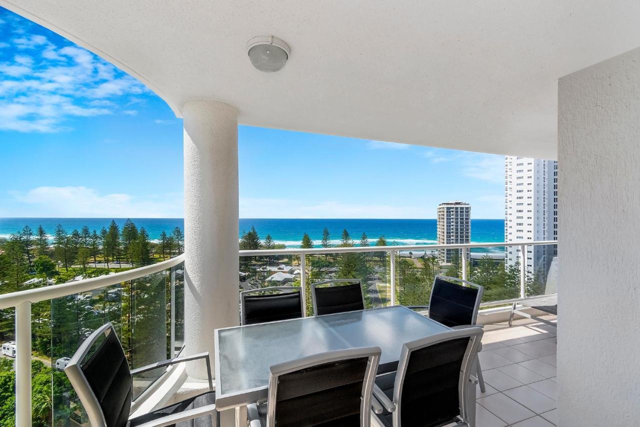 One-Bedroom Apartment with Ocean View