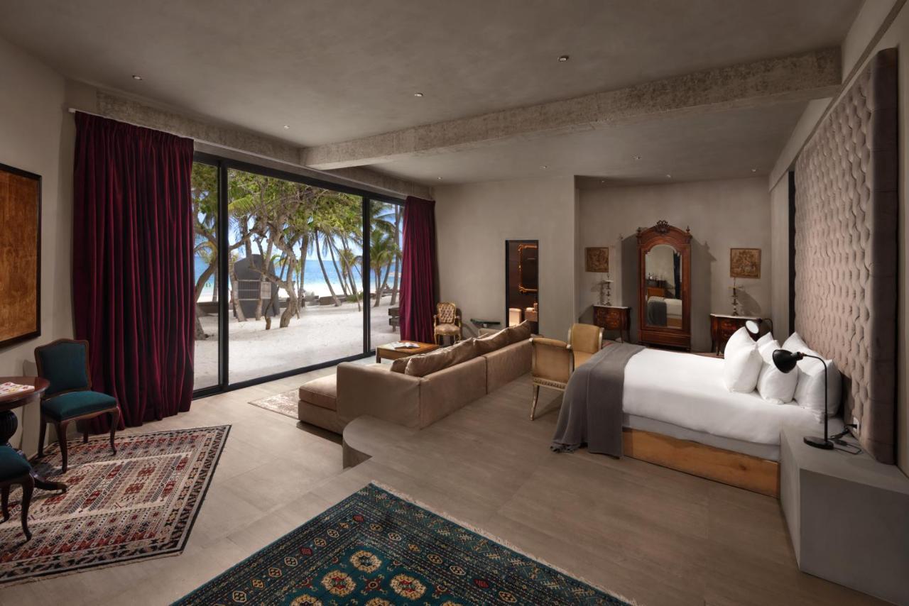 Master Suite Beach Front,1237744039:JPEG