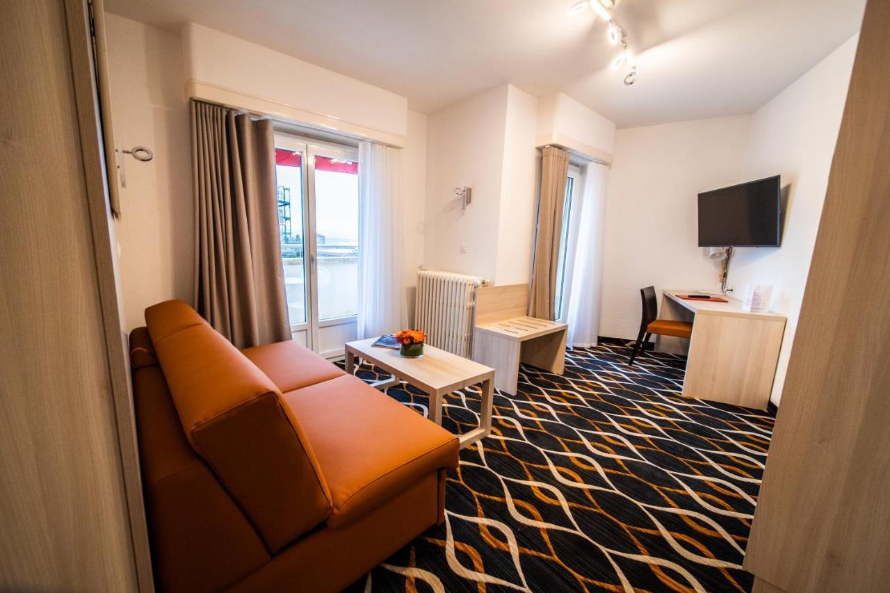 Junior Suite with Lake View