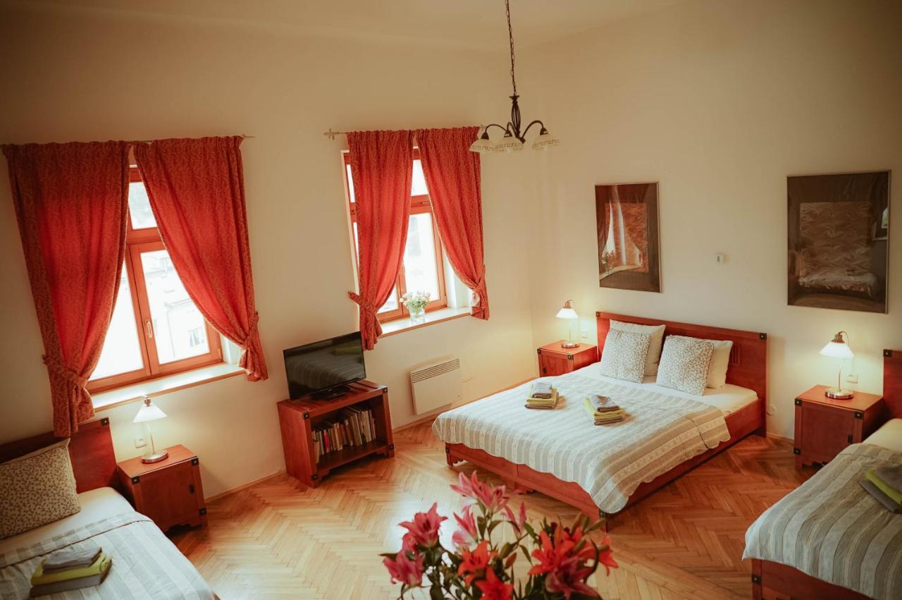 Studio with Garden View (4 Adults)