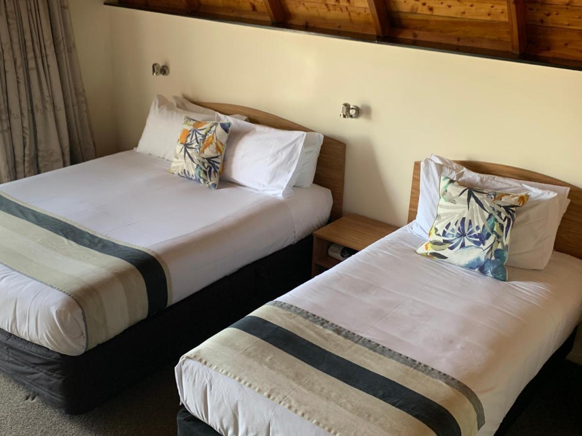 Chalet (3 Adults)