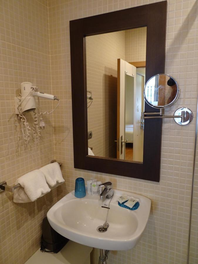 Large Double Room,993996262:JPEG