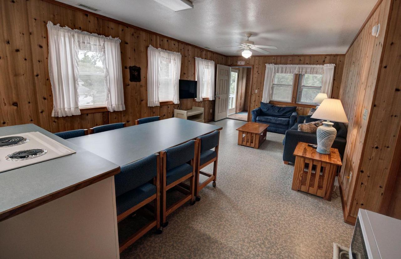 One-Bedroom Cottage