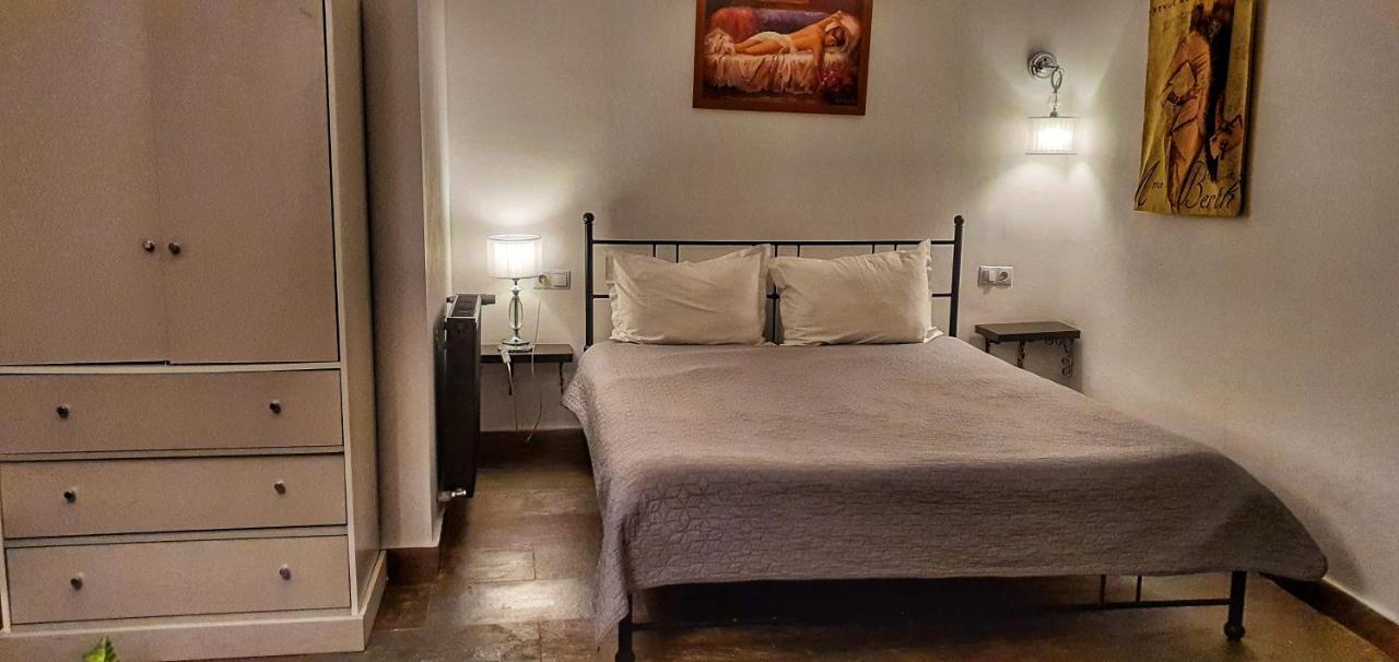 Familienzimmer mit Doppelbett