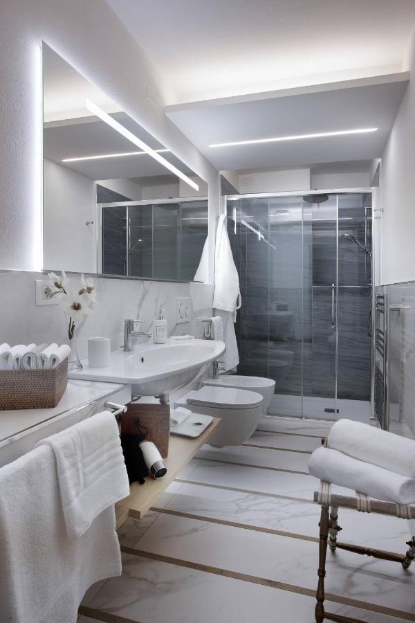Superior Double or Twin Room with Sea View