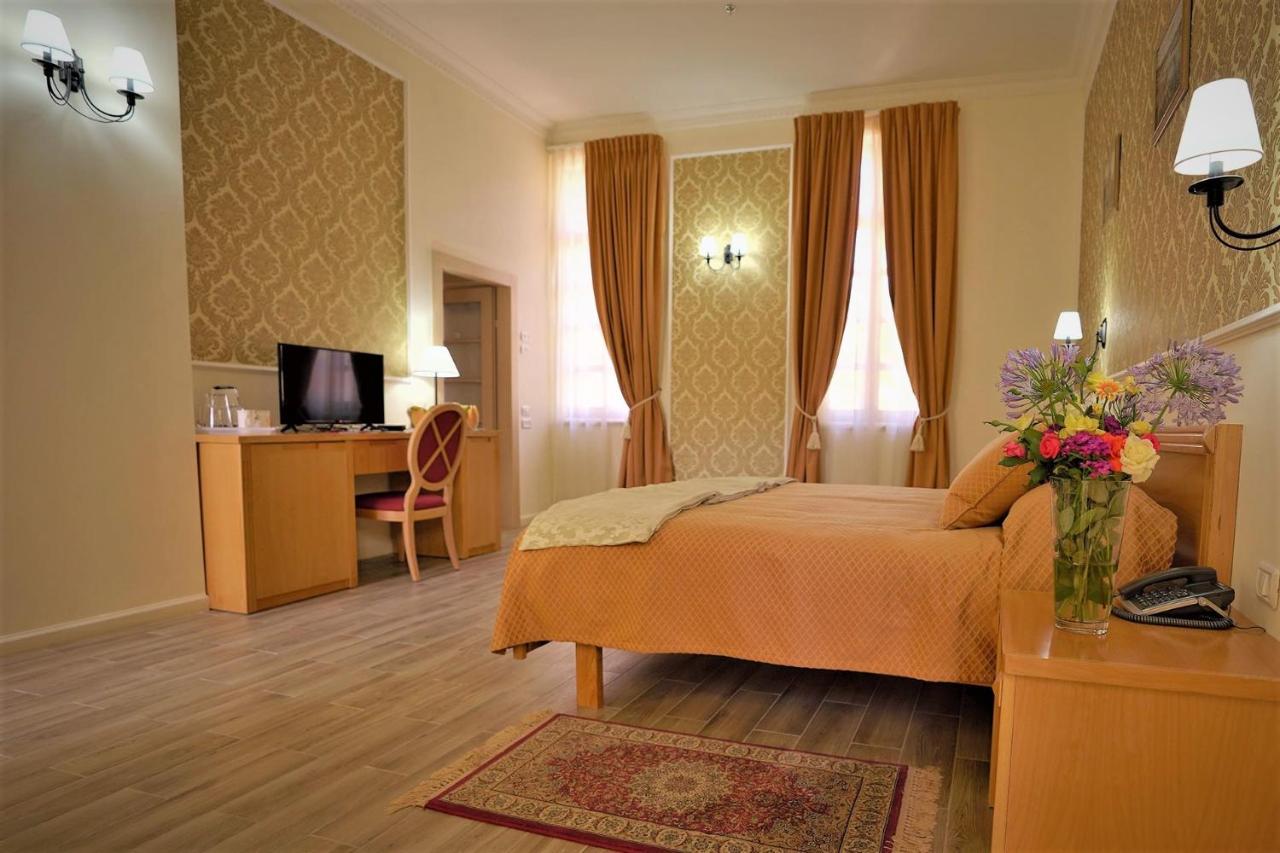 Superior Double Room,995700733:JPEG
